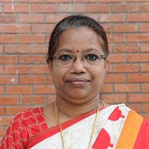 Mrs Manimozhi R