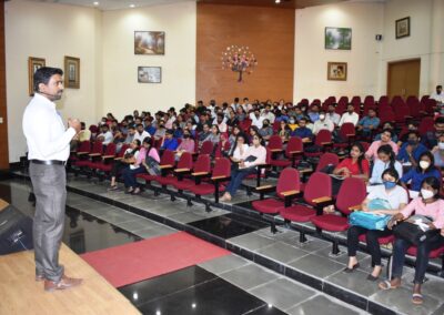 II MBA students take part in problem centric research workshop