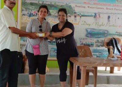 Teaching staff go on a day’s picnic