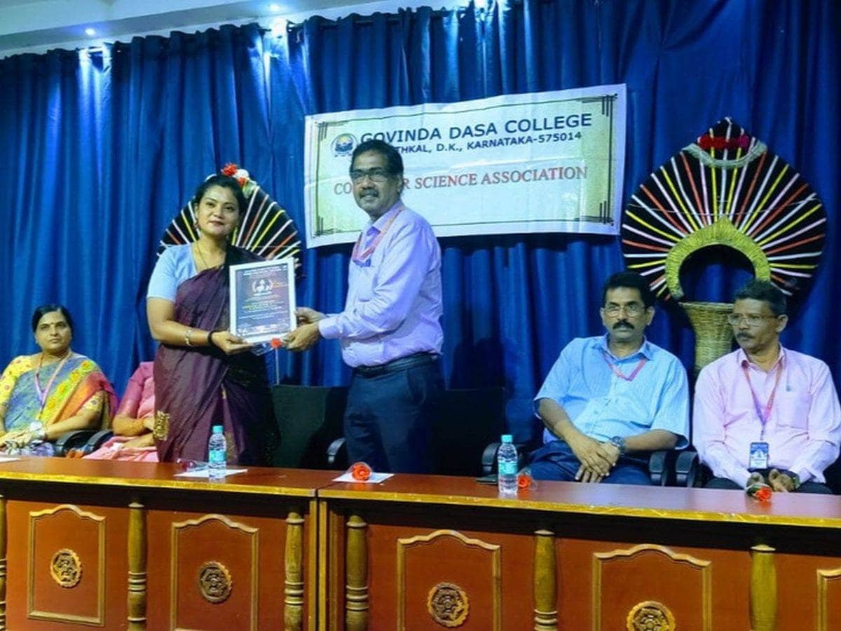 Anushree Raj inaugurates computer science association at Govinda Dasa college