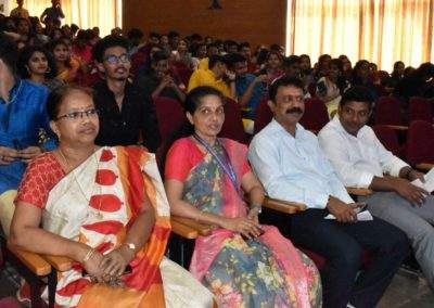 IT students celebrate traditional day