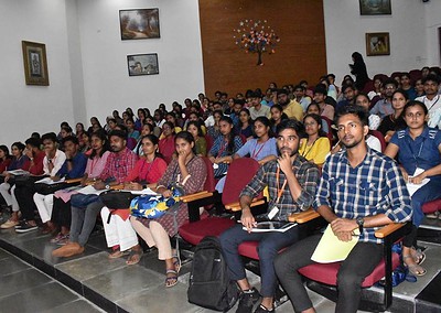 Placement Cell hosts session on ‘employer expectations from a candidate